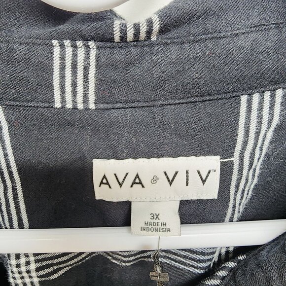 Ava & Viv Black White Plaid Button-Up Womens Shirt Plus Size 3X Long Sleeve - Picture 3 of 7